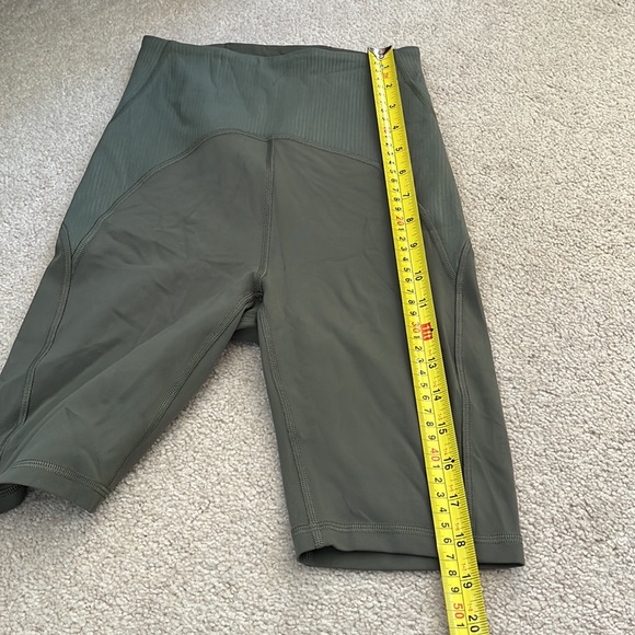 Lululemon Short - Picture 8 of 11